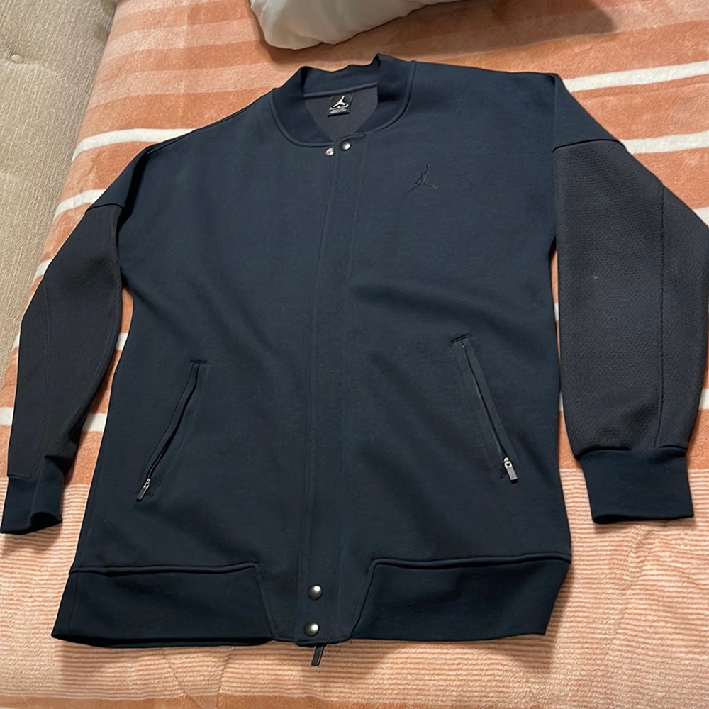 Jordan zip up crew style jacket